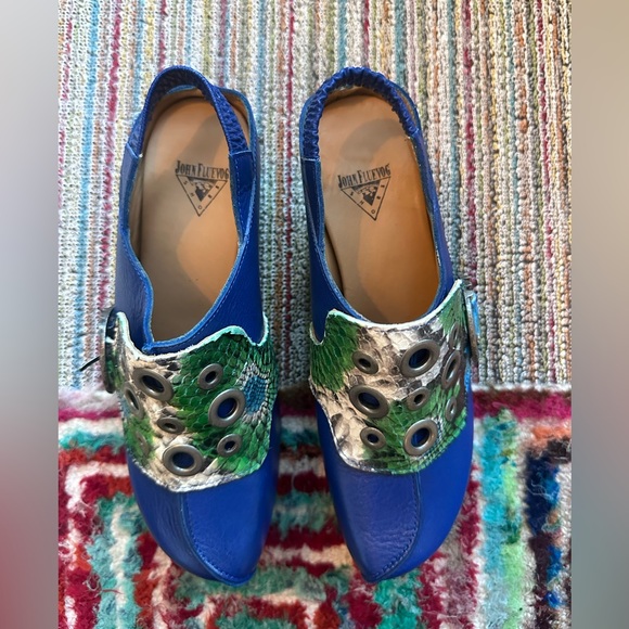 Fluevog LIKE NEW Prepare Buzz blue/green python platform clog - 6.5 (fits 6) - Picture 13 of 16